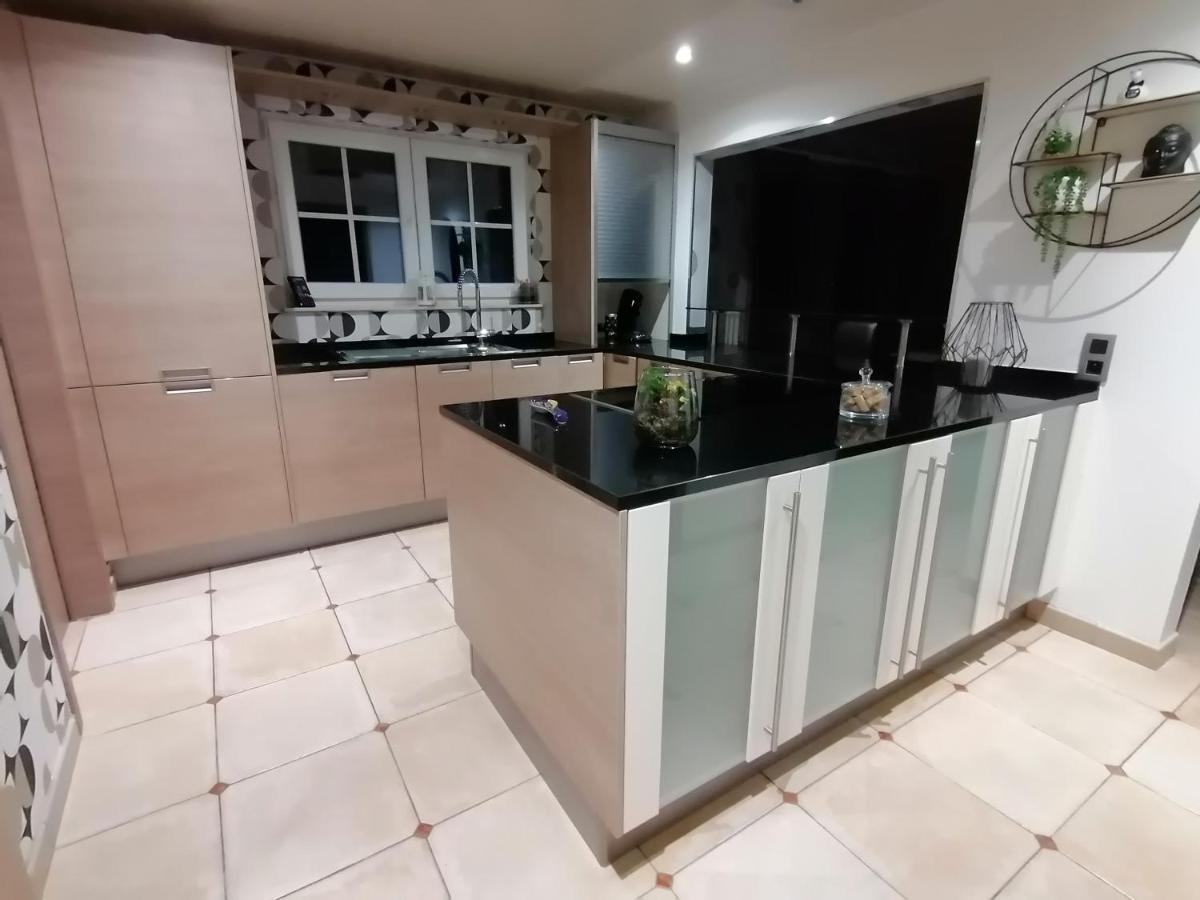 Le Clos Du Montys Louveigne Luaran gambar