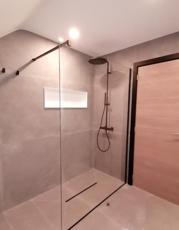 Le Clos Du Montys Louveigne Luaran gambar